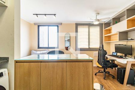 Cozinha de apartamento para alugar com 1 quarto, 33m² em Butantã, São Paulo