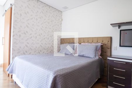 Casa de condomínio à venda com 850m², 4 quartos e 6 vagas Casa de condomínio à venda com 850m², 4 quartos e 6 vagassuíte 1