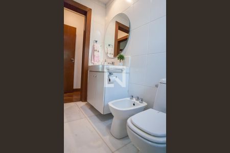 Casa de condomínio à venda com 850m², 4 quartos e 6 vagas Casa de condomínio à venda com 850m², 4 quartos e 6 vagasbanheiro suíte 3