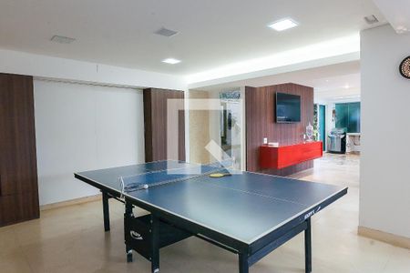 Casa de condomínio à venda com 850m², 4 quartos e 6 vagas Casa de condomínio à venda com 850m², 4 quartos e 6 vagasárea de jogos / tênis de mesa