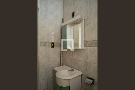 Banheiro  de apartamento para alugar com 1 quarto, 36m² em Vila Nova, Porto Alegre