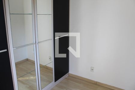 Quarto 2 de casa de condomínio para alugar com 3 quartos, 100m² em Parque Rincao, Cotia