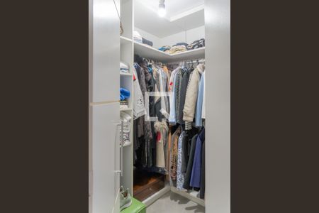 Casa de condomínio para alugar com 260m², 3 quartos e 2 vagas Casa de condomínio para alugar com 260m², 3 quartos e 2 vagasQuarto 2 - Suíte