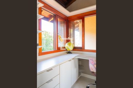 Casa de condomínio para alugar com 260m², 3 quartos e 2 vagas Casa de condomínio para alugar com 260m², 3 quartos e 2 vagasEscritório