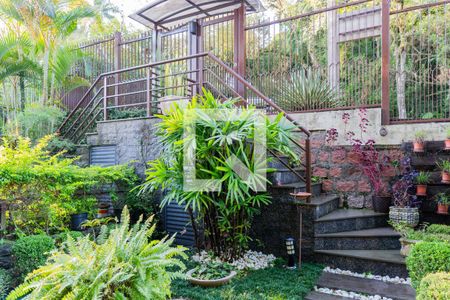 Casa de condomínio para alugar com 260m², 3 quartos e 2 vagas Casa de condomínio para alugar com 260m², 3 quartos e 2 vagasQuintal