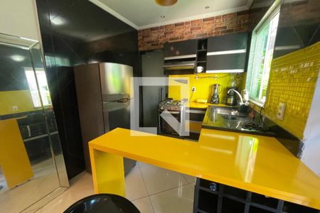 Sala/cozinha de casa para alugar com 2 quartos, 80m² em Vila Guanabara, Duque de Caxias