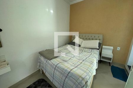 Quarto de casa para alugar com 2 quartos, 80m² em Vila Guanabara, Duque de Caxias