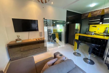 Sala de casa para alugar com 2 quartos, 80m² em Vila Guanabara, Duque de Caxias