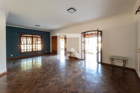 Casa de condomínio para alugar com 600m², 4 quartos e 2 vagasSala