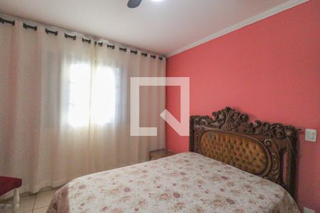 Casa à venda com 1400m², 6 quartos e 5 vagas Casa à venda com 1400m², 6 quartos e 5 vagasQuarto 2