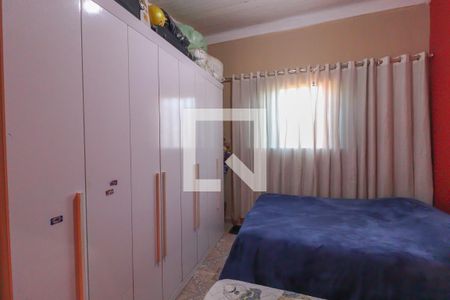 Casa à venda com 1400m², 6 quartos e 5 vagas Casa à venda com 1400m², 6 quartos e 5 vagasEdícula