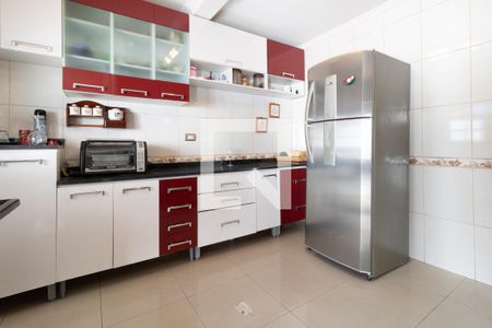 Cozinha de casa para alugar com 2 quartos, 480m² em Vila Lúcia, São Paulo