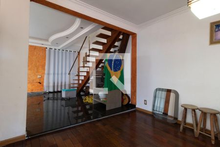 Sala de casa para alugar com 2 quartos, 480m² em Vila Lúcia, São Paulo