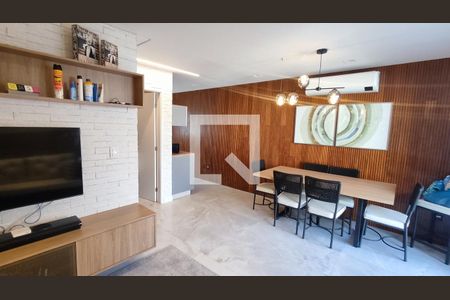 Casa de condomínio à venda com 170m², 3 quartos e 3 vagasSala