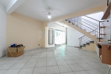 Sala de casa para alugar com 4 quartos, 130m² em Vila Barbosa, São Paulo