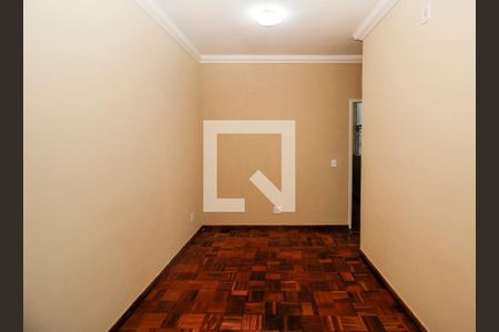 Sala  de apartamento para alugar com 2 quartos, 55m² em Sagrada Família, Belo Horizonte