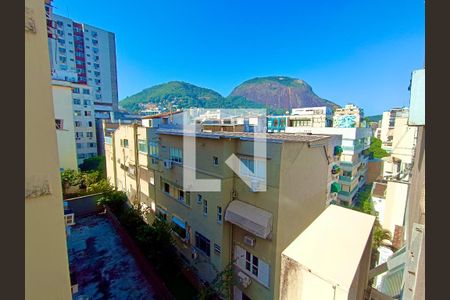 Sala vista de apartamento à venda com 4 quartos, 229m² em Jardim Botânico, Rio de Janeiro