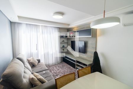 Casa de condomínio à venda com 140m², 2 quartos e 2 vagasSala