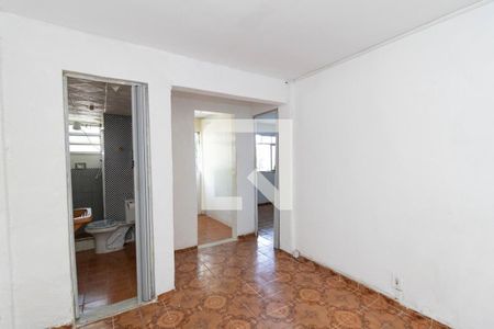Sala de apartamento para alugar com 1 quarto, 32m² em Cascadura, Rio de Janeiro
