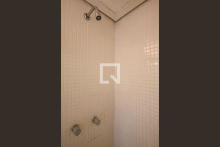 Apartamento para alugar com 45m², 1 quarto e 1 vaga Apartamento para alugar com 45m², 1 quarto e 1 vagaChuveiro do Banheiro da Suíte