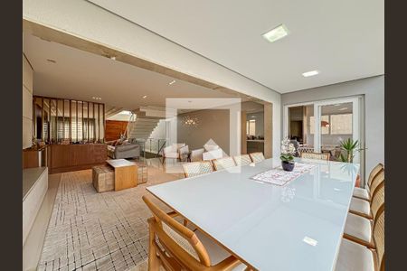 Casa à venda com 4 quartos, 514m² em Parque Terra Nova II, São Bernardo do Campo