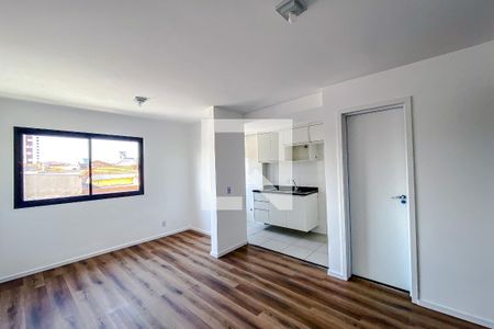 Sala/Quarto de kitnet/studio para alugar com 1 quarto, 27m² em Quarta Parada, São Paulo