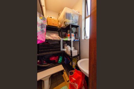 Apartamento para alugar com 110m², 3 quartos e 2 vagas Apartamento para alugar com 110m², 3 quartos e 2 vagasBanheiro de serviço