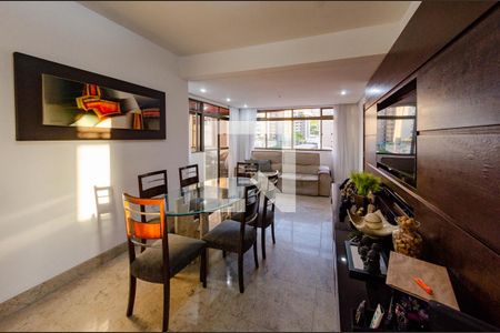 Sala de apartamento à venda com 3 quartos, 110m² em Serra, Belo Horizonte