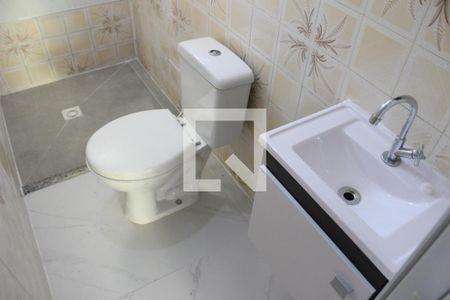 Banheiro de casa para alugar com 1 quarto, 50m² em Catiapoa, São Vicente