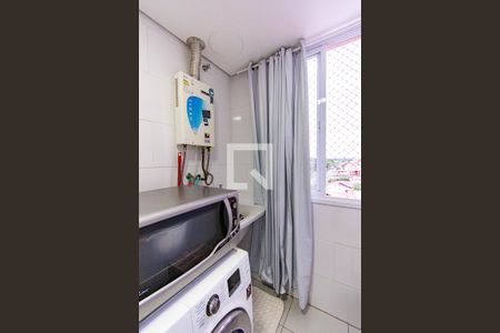 Área de serviço  de apartamento à venda com 2 quartos, 65m² em São José, Canoas