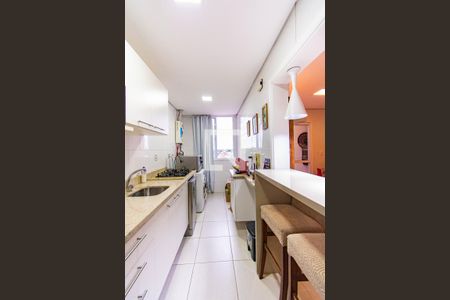 Cozinha de apartamento à venda com 2 quartos, 65m² em São José, Canoas