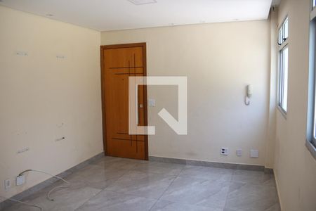 Sala de apartamento para alugar com 3 quartos, 76m² em Eldorado, Contagem