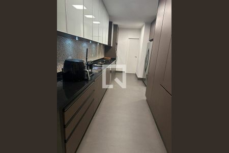 Apartamento à venda com 213m², 3 quartos e 4 vagas