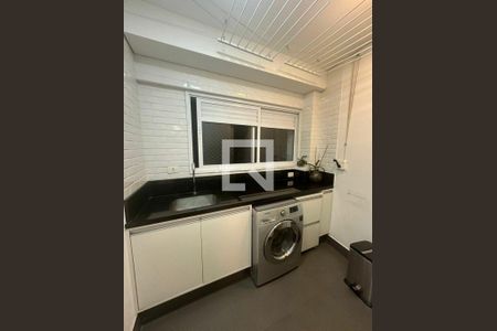 Apartamento à venda com 213m², 3 quartos e 4 vagas