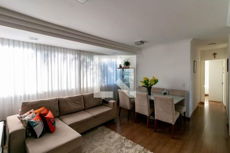 Sala de apartamento à venda com 3 quartos, 70m² em Estoril, Belo Horizonte