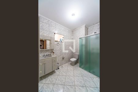 Banheiro 1 de casa para alugar com 3 quartos, 190m² em Vila Joao Ramalho, Santo André