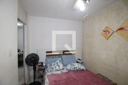 Quarto 1 - Armários de apartamento para alugar com 2 quartos, 45m² em Vila Sílvia, São Paulo