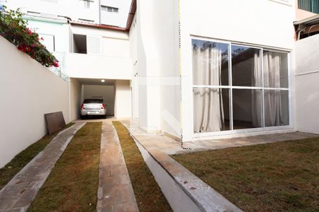 Garagem de casa para alugar com 3 quartos, 158m² em Vila Olímpia, São Paulo