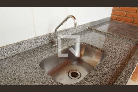 Apartamento à venda com 54m², 2 quartos e 1 vaga Apartamento à venda com 54m², 2 quartos e 1 vagaÁrea comum - Churrasqueira