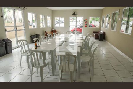 Apartamento à venda com 54m², 2 quartos e 1 vaga Apartamento à venda com 54m², 2 quartos e 1 vagaÁrea comum - Salão de festas