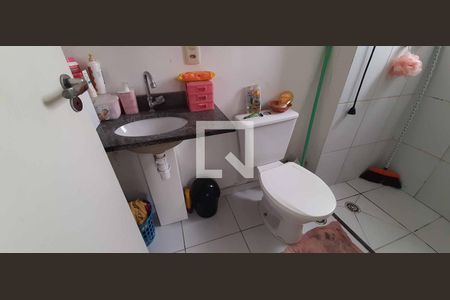 Apartamento à venda com 54m², 2 quartos e 1 vaga Apartamento à venda com 54m², 2 quartos e 1 vagaBanheiro da Suíte