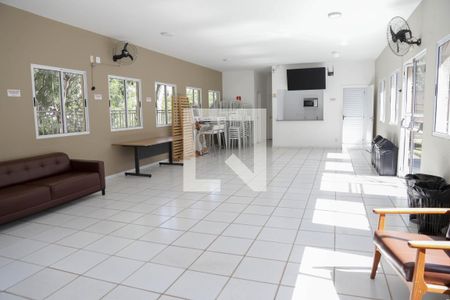 Apartamento à venda com 54m², 2 quartos e 1 vaga Apartamento à venda com 54m², 2 quartos e 1 vagaÁrea comum - Salão de festas