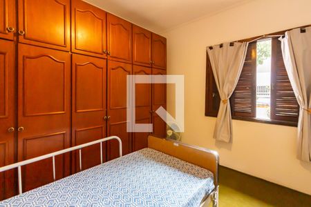 Quarto 2 de casa à venda com 3 quartos, 250m² em Centro de Osasco, Osasco