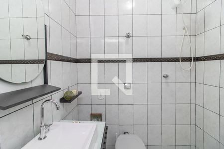 Banheiro da Suíte 1 de casa para alugar com 3 quartos, 100m² em Cidade Líder, São Paulo