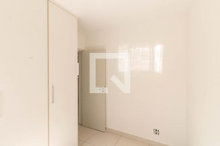 Quarto 1 de apartamento para alugar com 2 quartos, 55m² em Camargos, Belo Horizonte