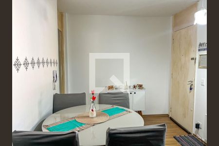 Sala de apartamento à venda com 2 quartos, 52m² em Vila Iorio, São Paulo