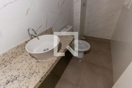 Banheiro de apartamento à venda com 1 quarto, 34m² em Vila Ivone, São Paulo