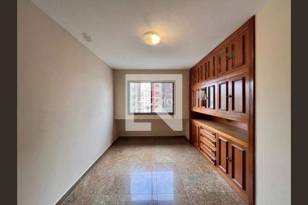 Apartamento à venda com 4 quartos, 671m² em Cambuí, Campinas