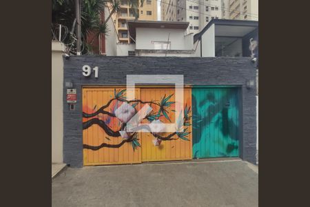 Fachada de casa para alugar com 3 quartos, 224m² em Vila Olímpia, São Paulo