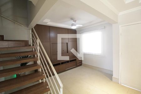 Casa de condomínio para alugar com 120m², 4 quartos e 2 vagasSala